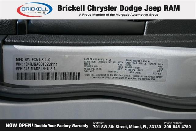 2026 Jeep Grand Cherokee Laredo 4x2
