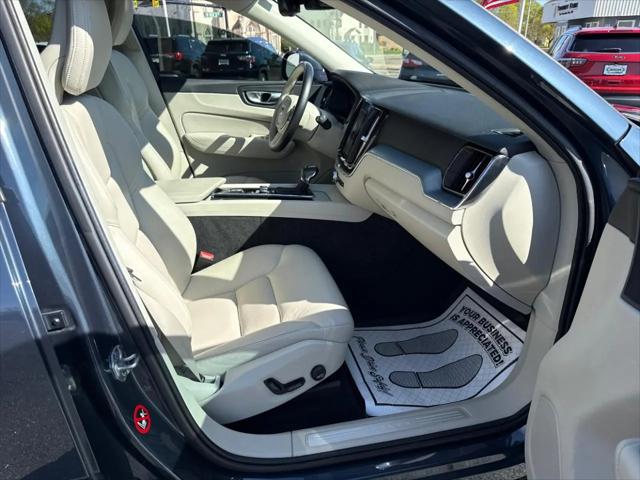 2018 Volvo XC60 T6 Momentum