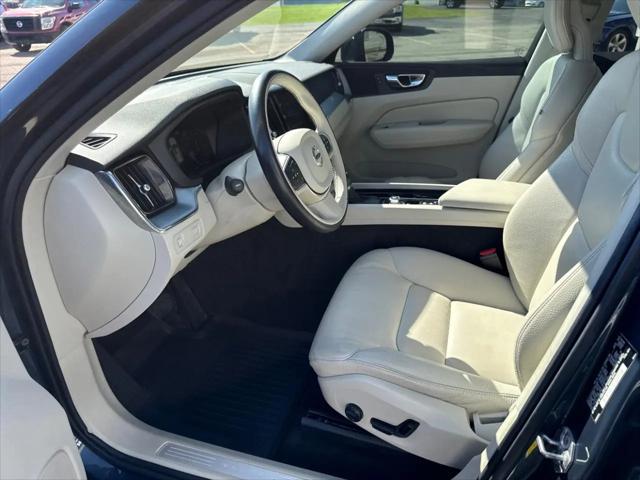 2018 Volvo XC60 T6 Momentum