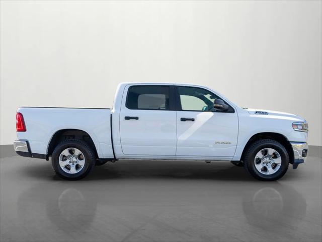 2025 Ram 1500 Big Horn Crew Cab 4x4 5'7" Box