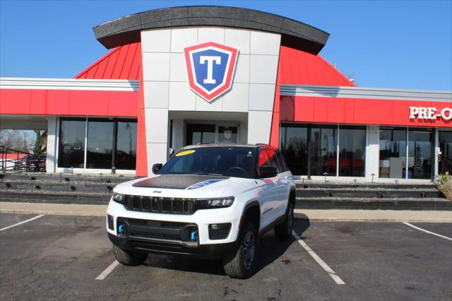 2022 Jeep Grand Cherokee Trailhawk 4x4 for sale in Taylor, MI