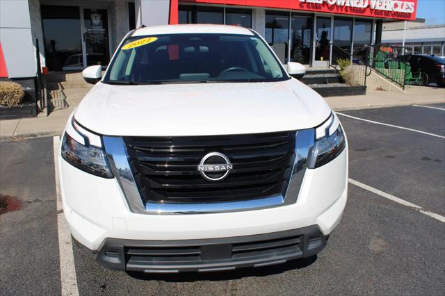 2022 Nissan Pathfinder SV 2WD