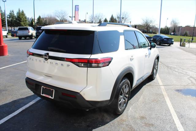 2022 Nissan Pathfinder SV 2WD