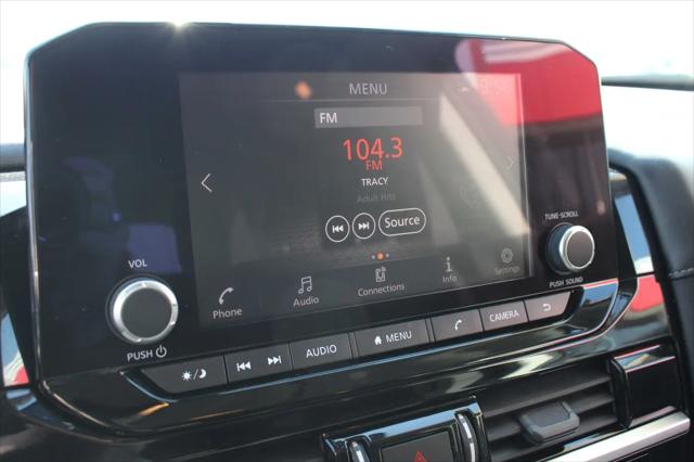2022 Nissan Pathfinder SV 2WD