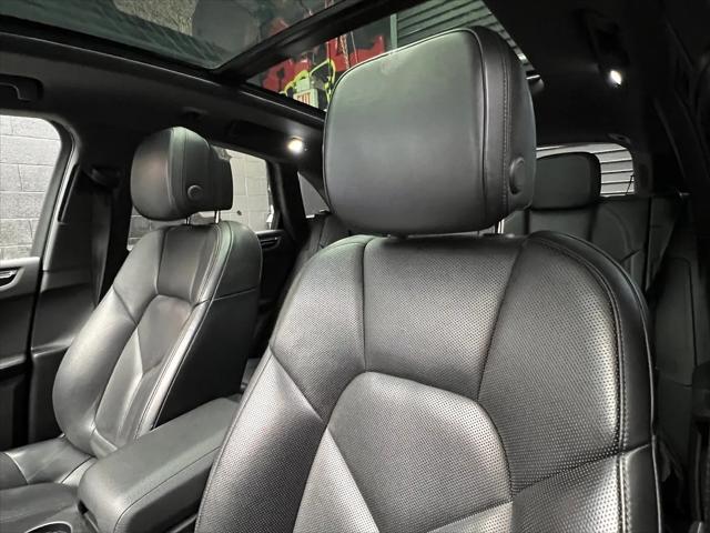 2024 Porsche Macan Macan