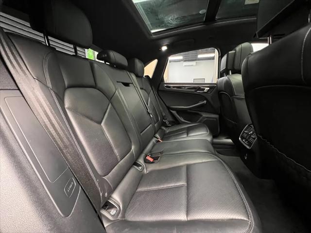 2024 Porsche Macan Macan