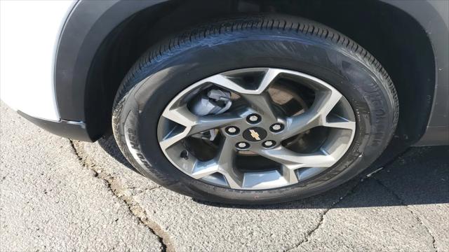 2025 Chevrolet Trax FWD LT