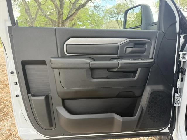 2026 Ram 3500 Tradesman/Big Horn