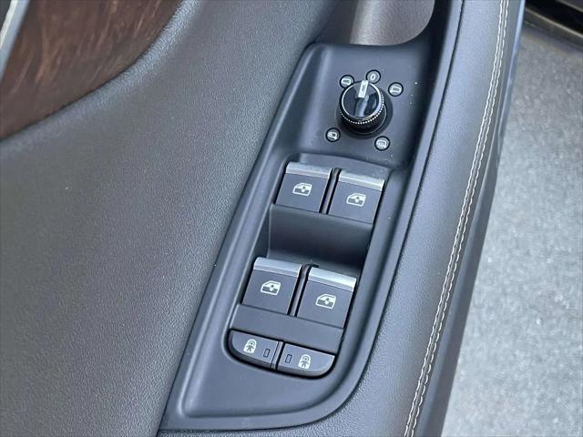 2023 Audi Q8 Premium Plus 55 TFSI quattro Tiptronic