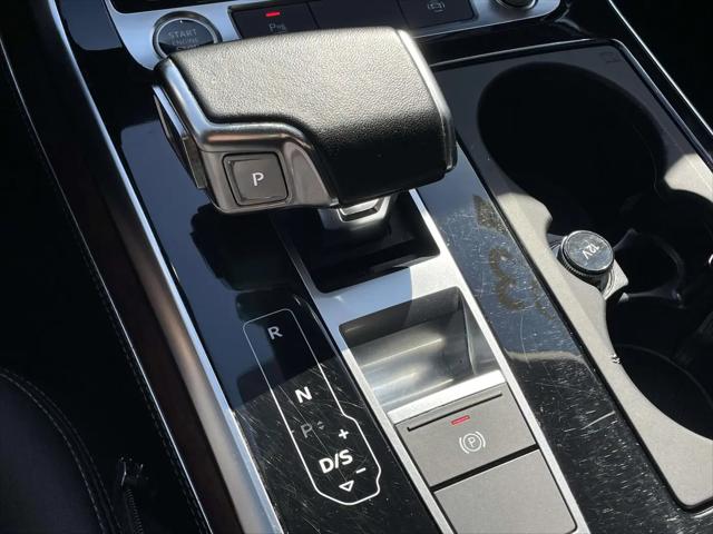 2023 Audi Q8 Premium Plus 55 TFSI quattro Tiptronic