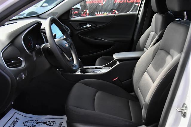 2020 Chevrolet Malibu FWD 1FL