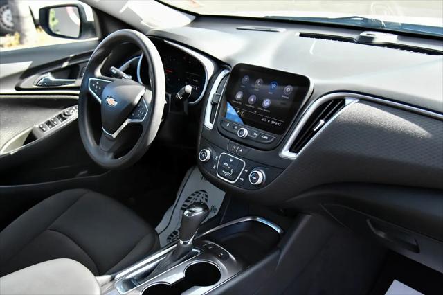 2020 Chevrolet Malibu FWD 1FL