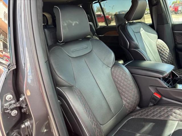 2023 Jeep Grand Cherokee L Summit Reserve 4x4