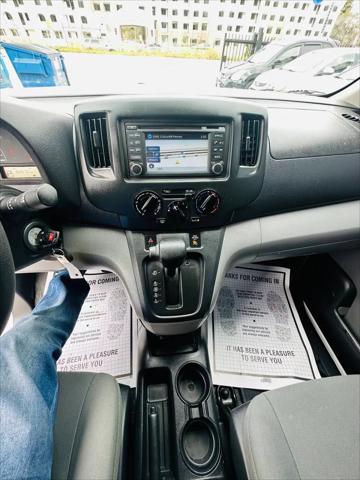 2017 Nissan NV200 SV