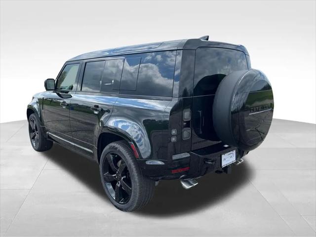 2026 Land Rover Defender P525 V8