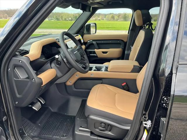 2026 Land Rover Defender P525 V8