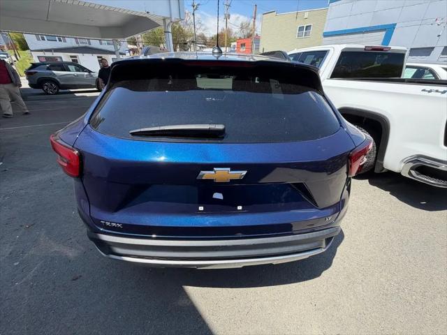 2024 Chevrolet Trax FWD LT