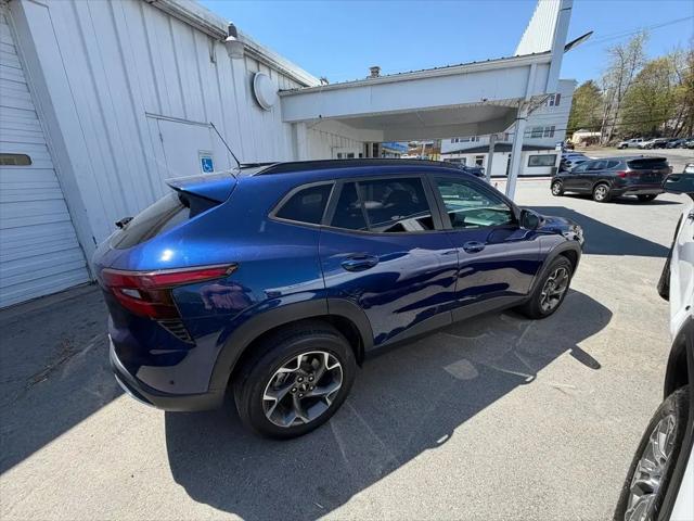 2024 Chevrolet Trax FWD LT