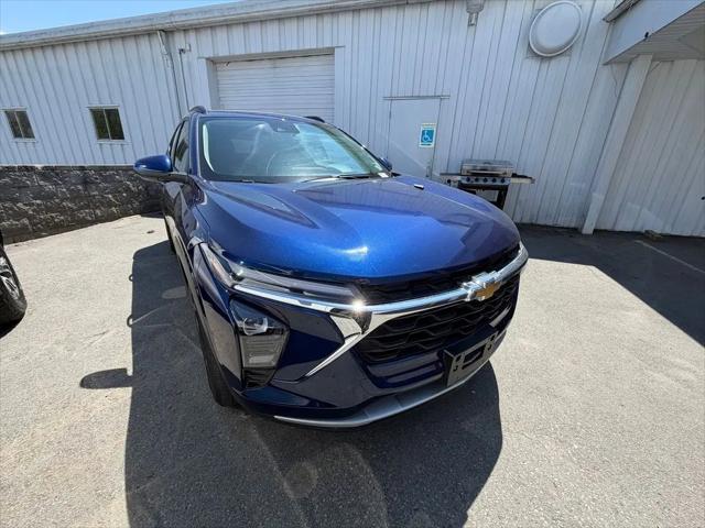 2024 Chevrolet Trax FWD LT