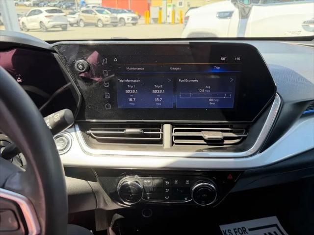 2024 Chevrolet Trax FWD LT