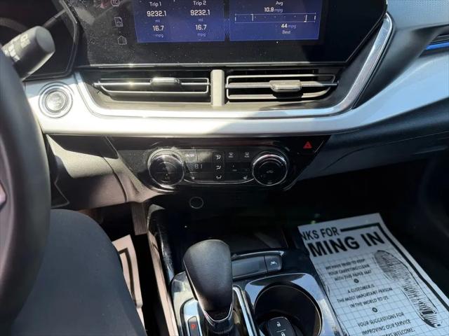 2024 Chevrolet Trax FWD LT