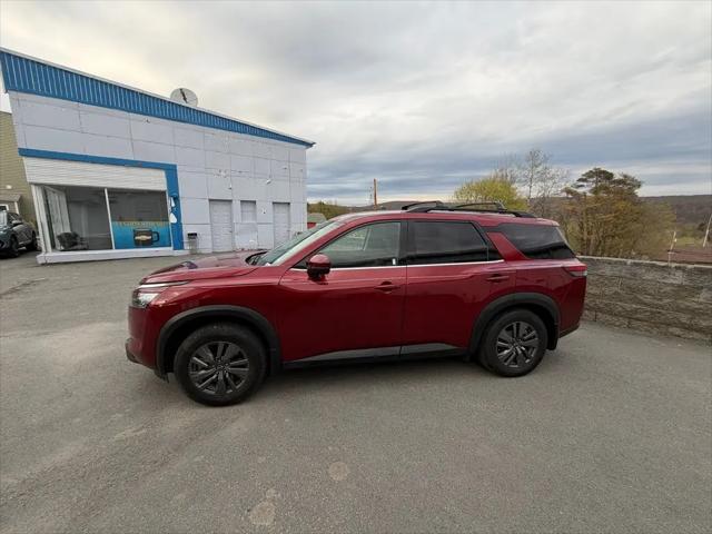 2024 Nissan Pathfinder SV 4WD