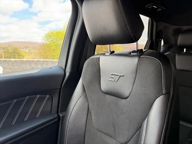 2024 Ford Edge ST