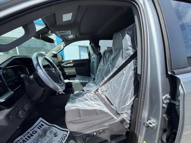 2026 Chevrolet Silverado 1500 4WD Crew Cab Short Bed LT with 2FL