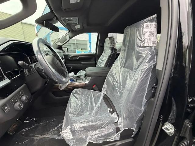 2026 Chevrolet Silverado 1500 4WD Crew Cab Short Bed RST