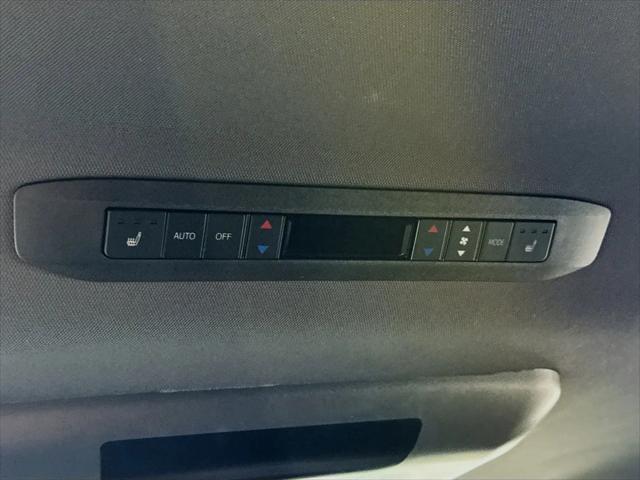 2023 Toyota Sienna Platinum
