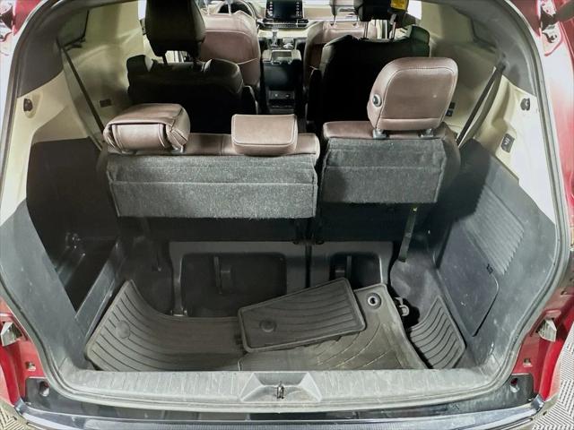 2023 Toyota Sienna Platinum