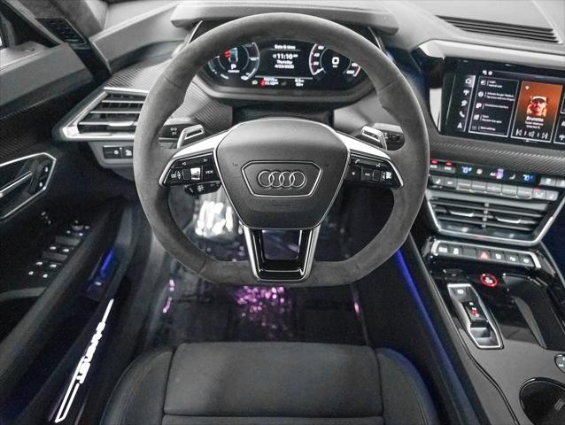 2024 Audi e-tron GT Prestige quattro