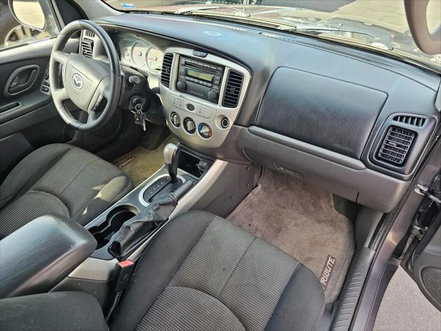 2006 Mazda Tribute s