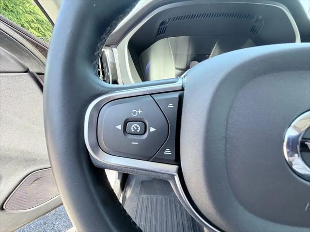 2023 Volvo XC60 B5 Core