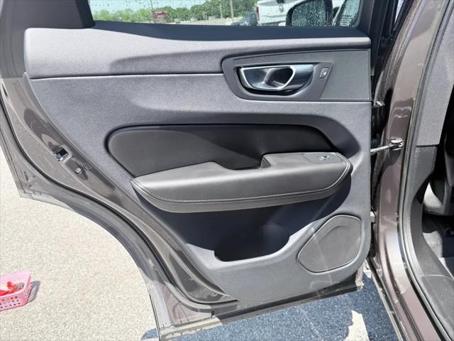 2023 Volvo XC60 B5 Core
