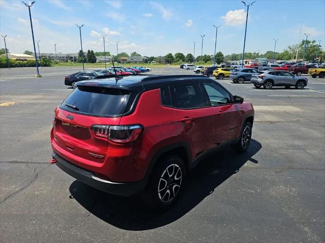 2025 Jeep Compass Trailhawk 4x4