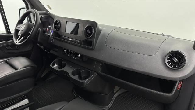 2020 Freightliner Sprinter High Roof V6