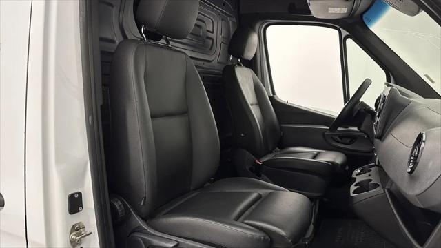 2020 Freightliner Sprinter High Roof V6
