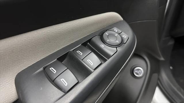 2024 Buick NV Avenir FWD