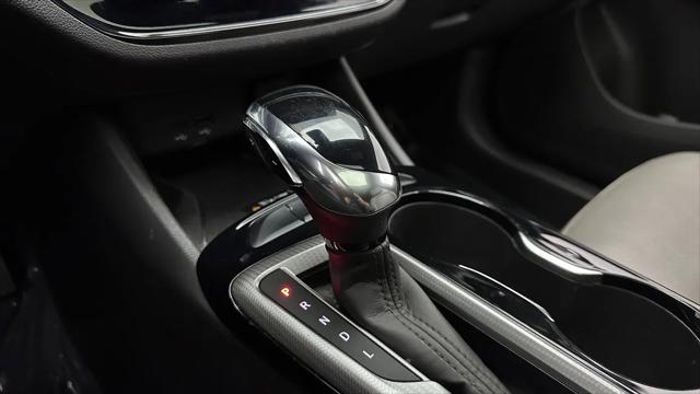 2024 Buick NV Avenir FWD