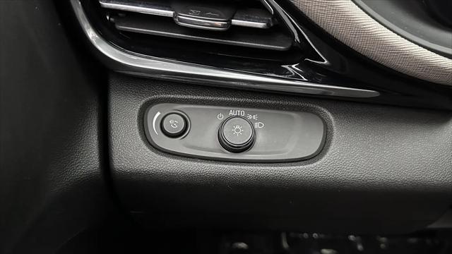 2024 Buick NV Avenir FWD
