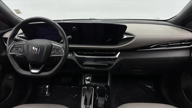 2024 Buick NV Avenir FWD