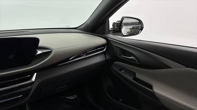 2024 Buick NV Avenir FWD