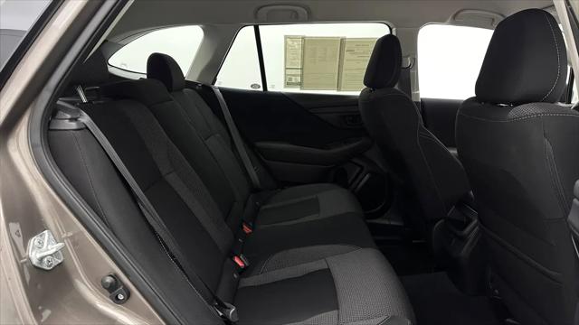 2022 Subaru Outback 2.5i