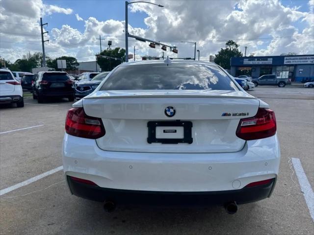 2016 BMW M2 M235i