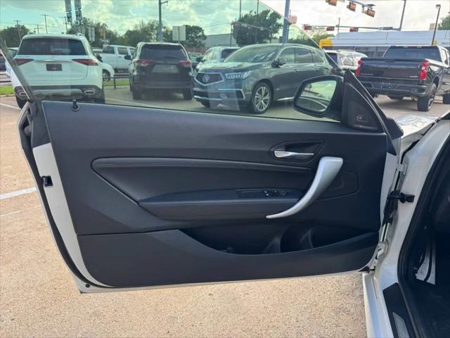 2016 BMW M2 M235i