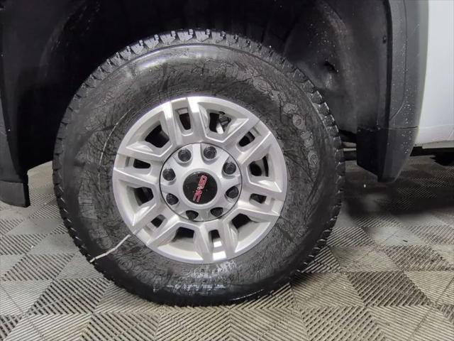 2026 GMC Sierra 2500HD Crew Cab, Long Bed, Pro, 4WD