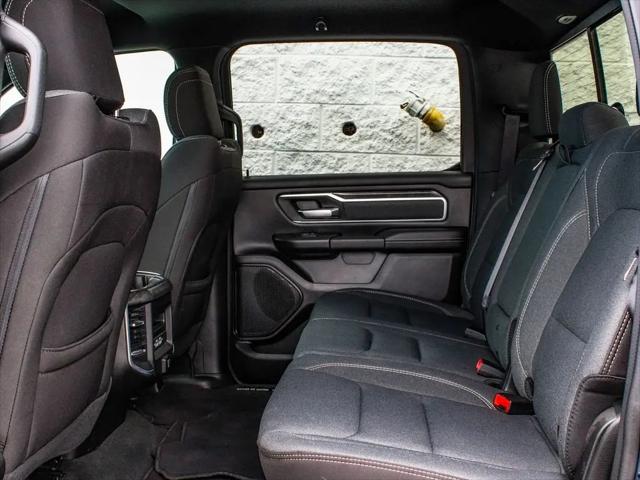 2022 Ram 1500 Big Horn Crew Cab 4x4 5'7" Box