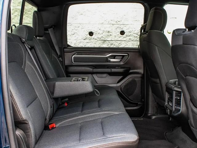 2022 Ram 1500 Big Horn Crew Cab 4x4 5'7" Box