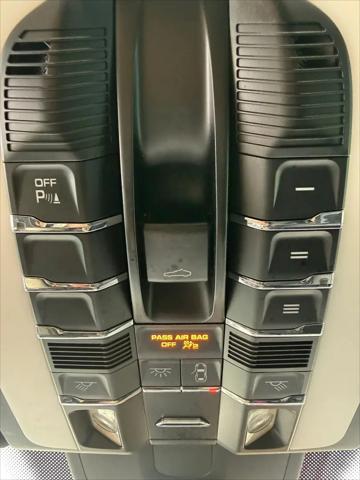 2012 Porsche Cayenne Cayenne